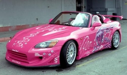 voiture rose