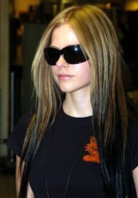 avril lavigne tres belle