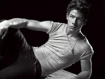 nick jonas