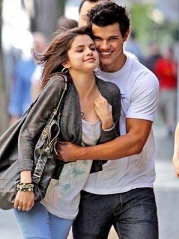 selena et taylor lautner