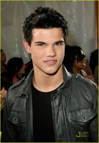 biographie taylor lautner