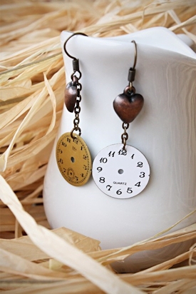 boucle d'oreille horloge