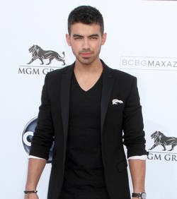 Joe Jonas : Il est clibataire