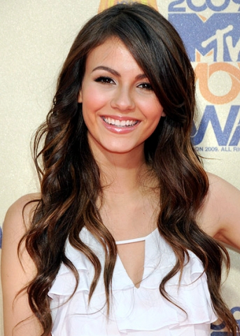 victoria justice la 2 EM miley cyrus